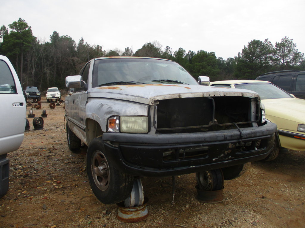 New Vehicle Arrivals Sell Your Vehicle Auto Parts Pickers Longview